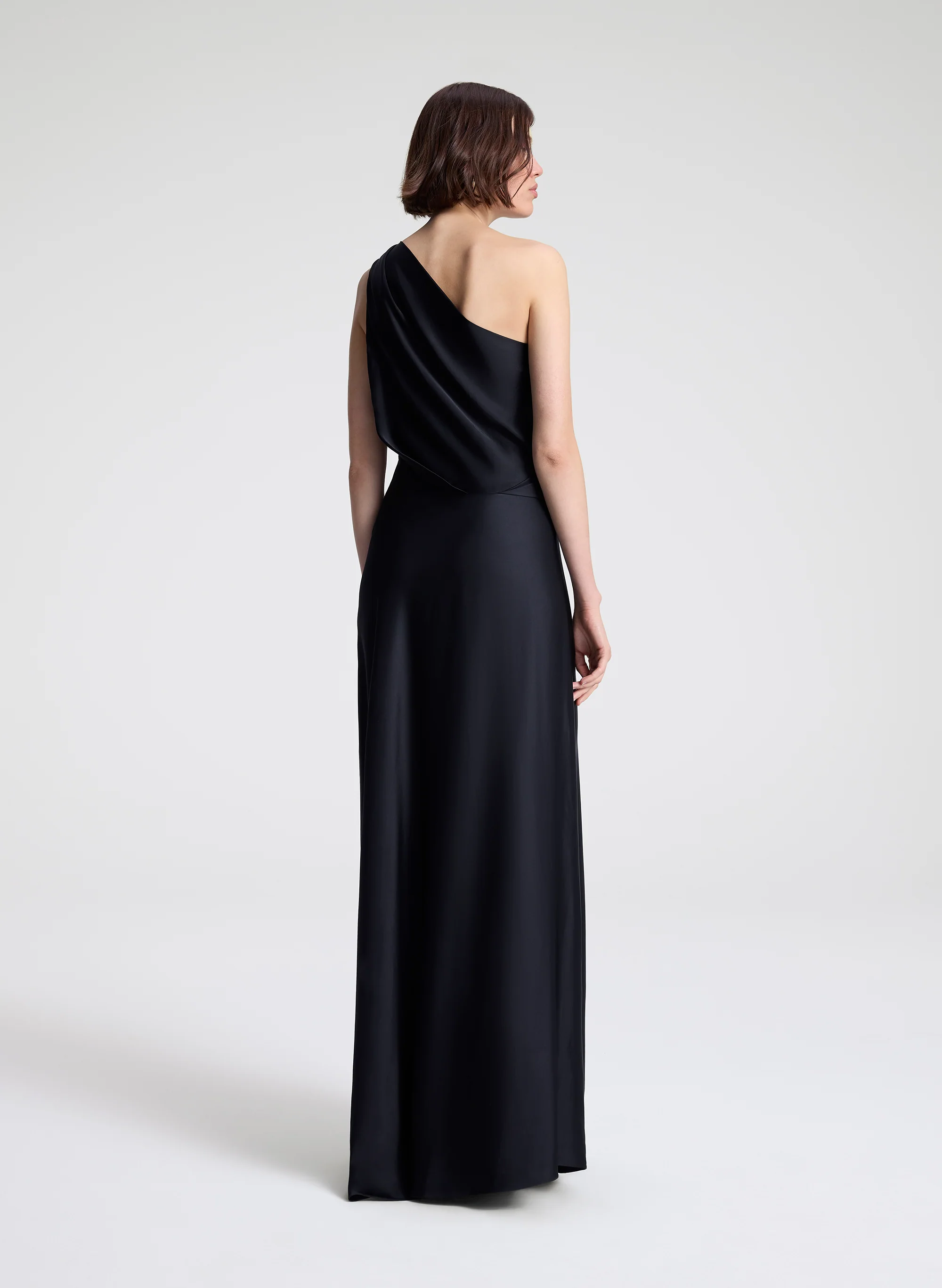 Aster Satin One Shoulder Gown - Image 5