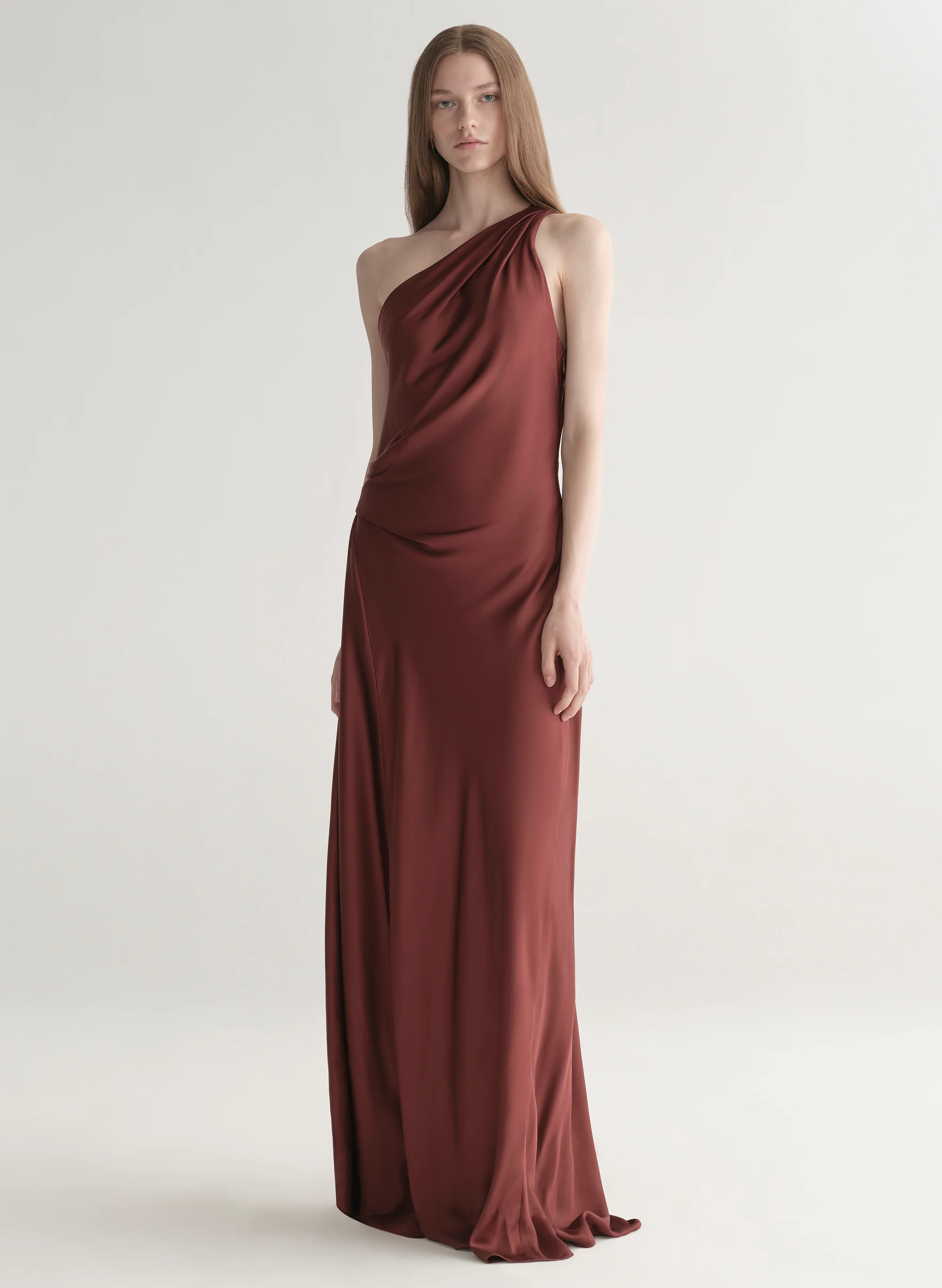 Aster Satin One Shoulder Gown - Image 4