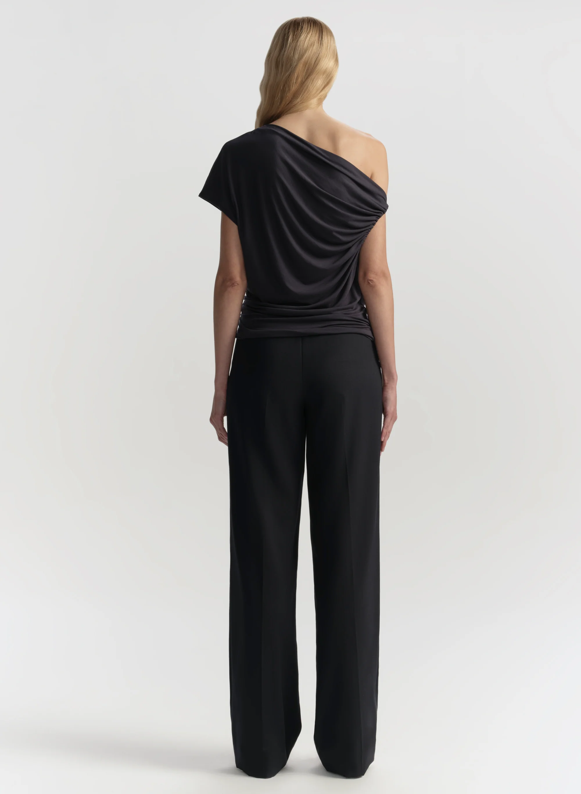Halle One Shoulder Tee - Image 5