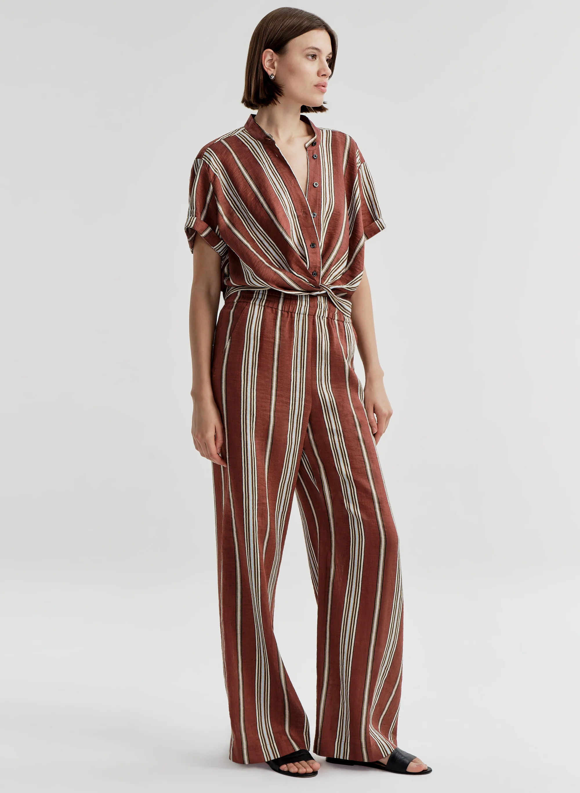 Leonore Short Sleeve Striped Linen Shirt - Image 3