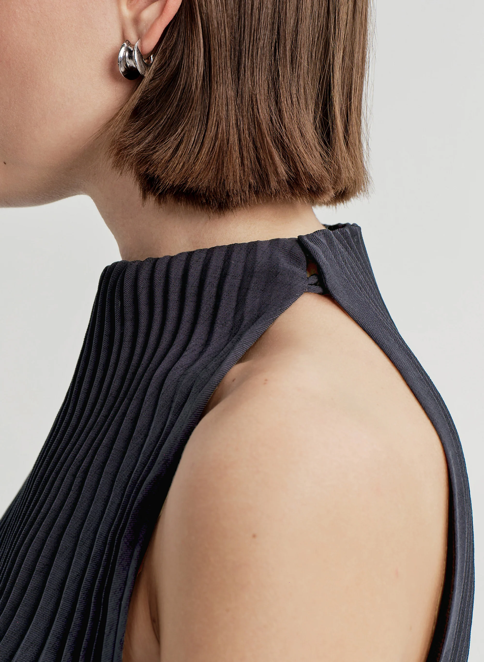 Simona Pleated Midi Dress - Image 3