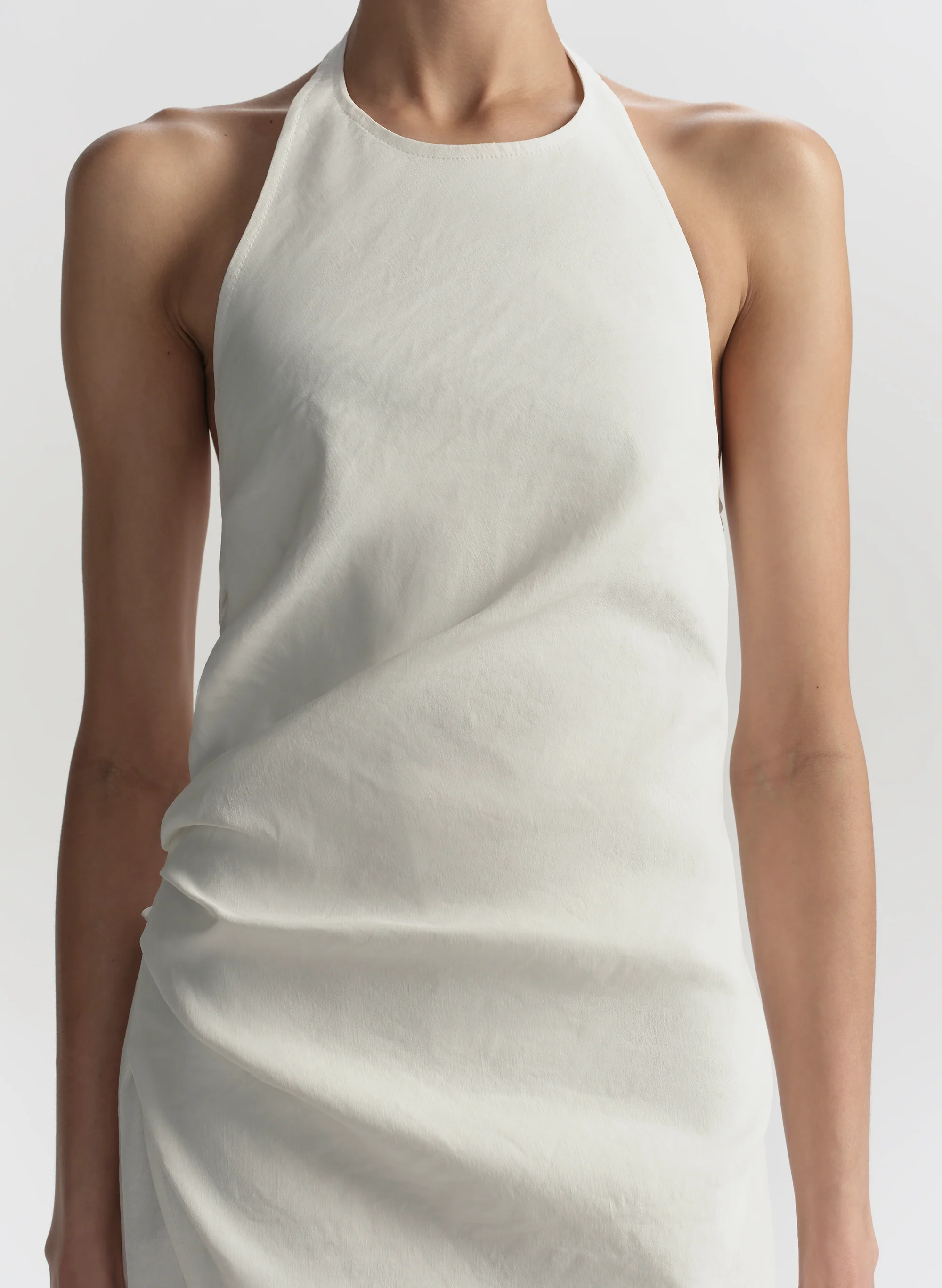 Sylvie Linen Midi Halter Dress - Image 3