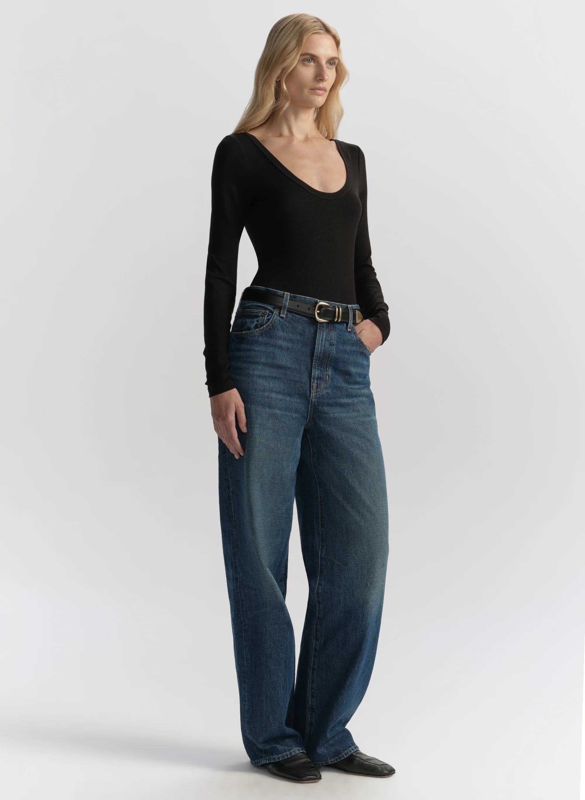 The 747 Relaxed Wide Jean - Image 5